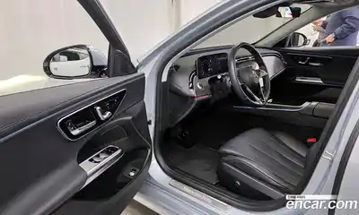 Mercedes-Benz E-Class 2025 2.0 Автомат в Москве № 177143, миниатюра 4