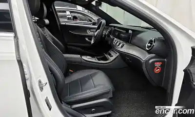 Mercedes-Benz E-Class 2023 2.0 Автомат в Москве № 177978, миниатюра 11