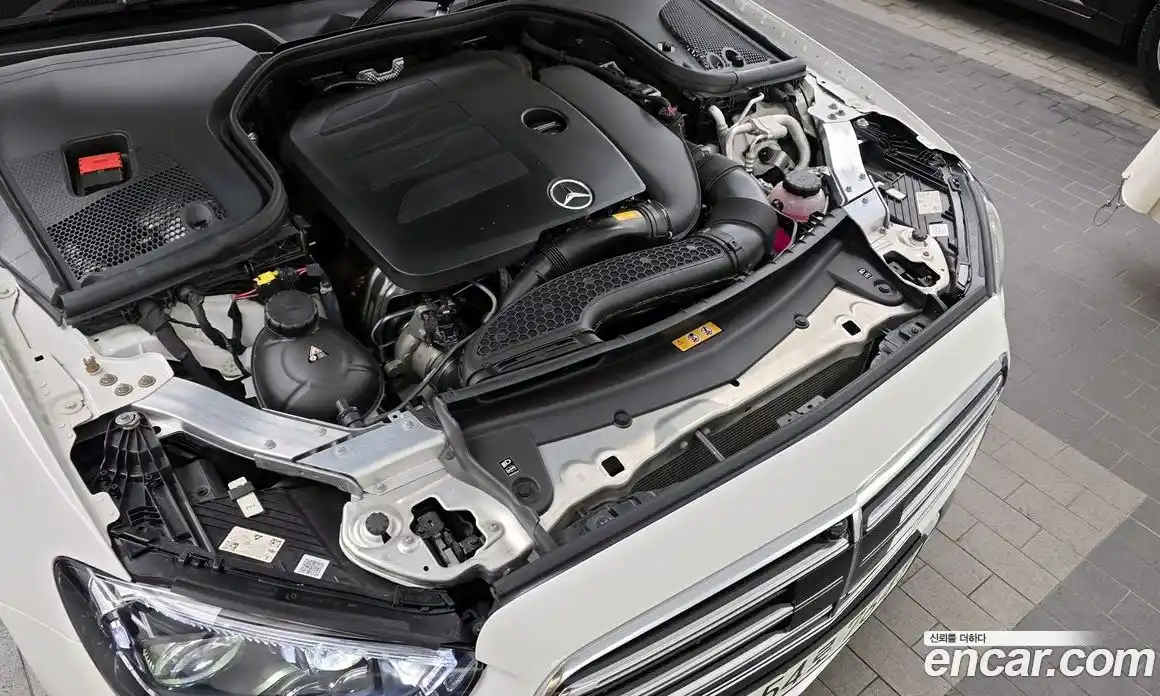 Mercedes-Benz E-Class 2023 2.0 Автомат в Москве № 177978, фото 6