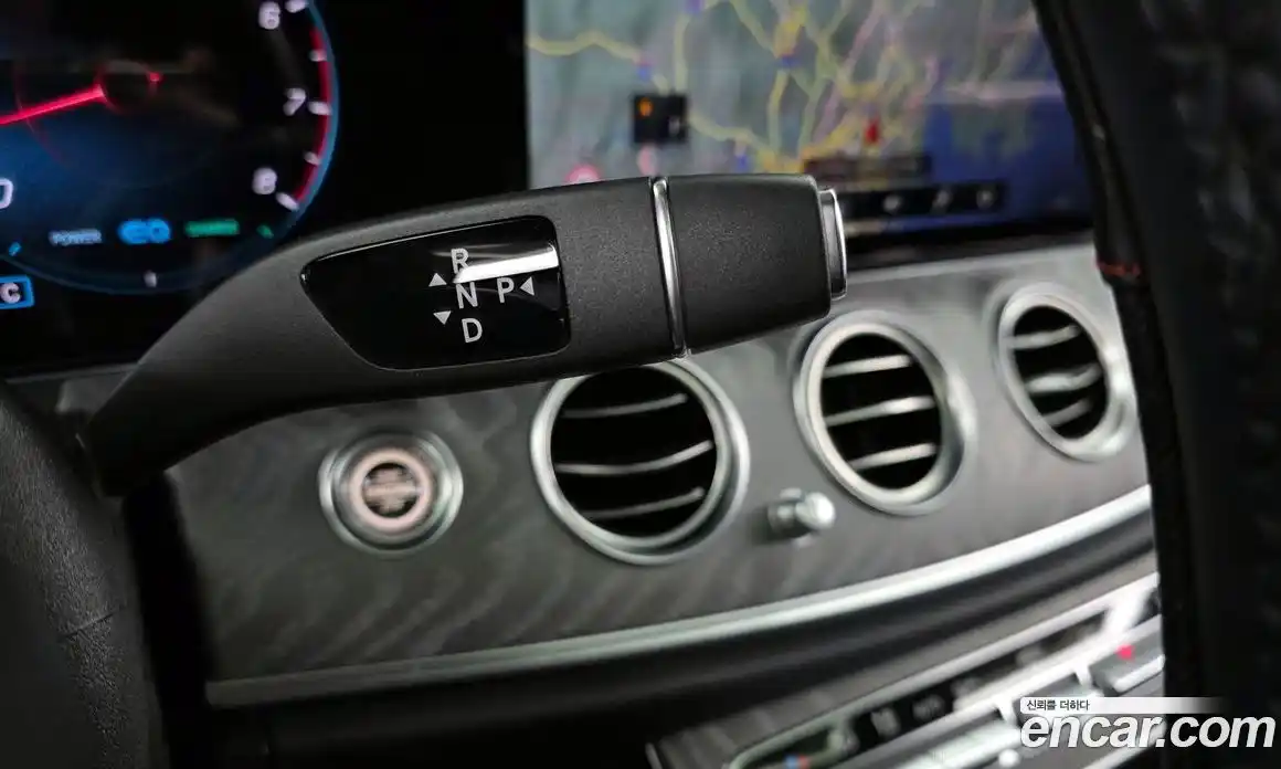 Mercedes-Benz E-Class 2023 2.0 Автомат в Москве № 177978, фото 9