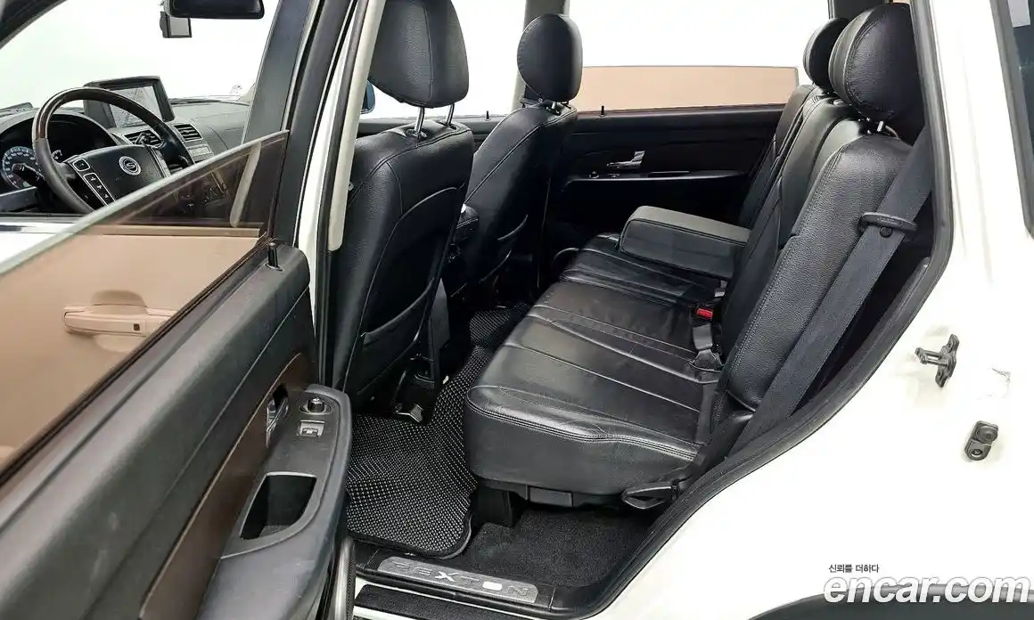 SsangYong Rexton 2014 2.0 Автомат в Москве № 182226, фото 11