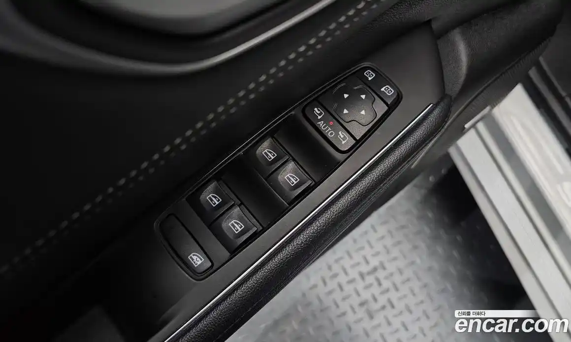 Renault SM6 2017 2.0 Автомат в Москве № 182795, фото 15