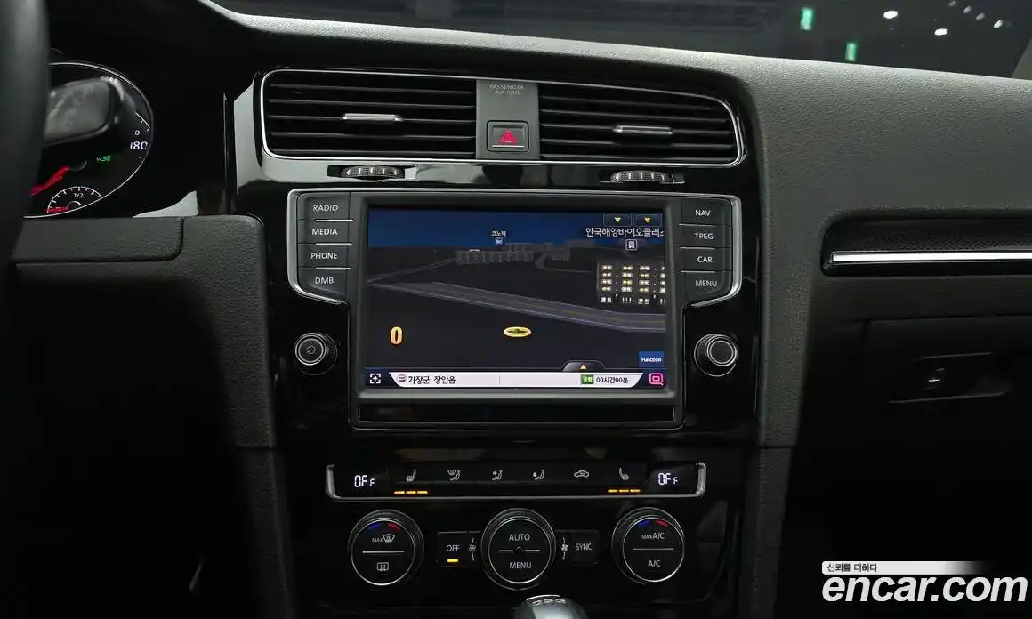 Volkswagen Golf 2015 2.0 Автомат в Москве № 185511, фото 16