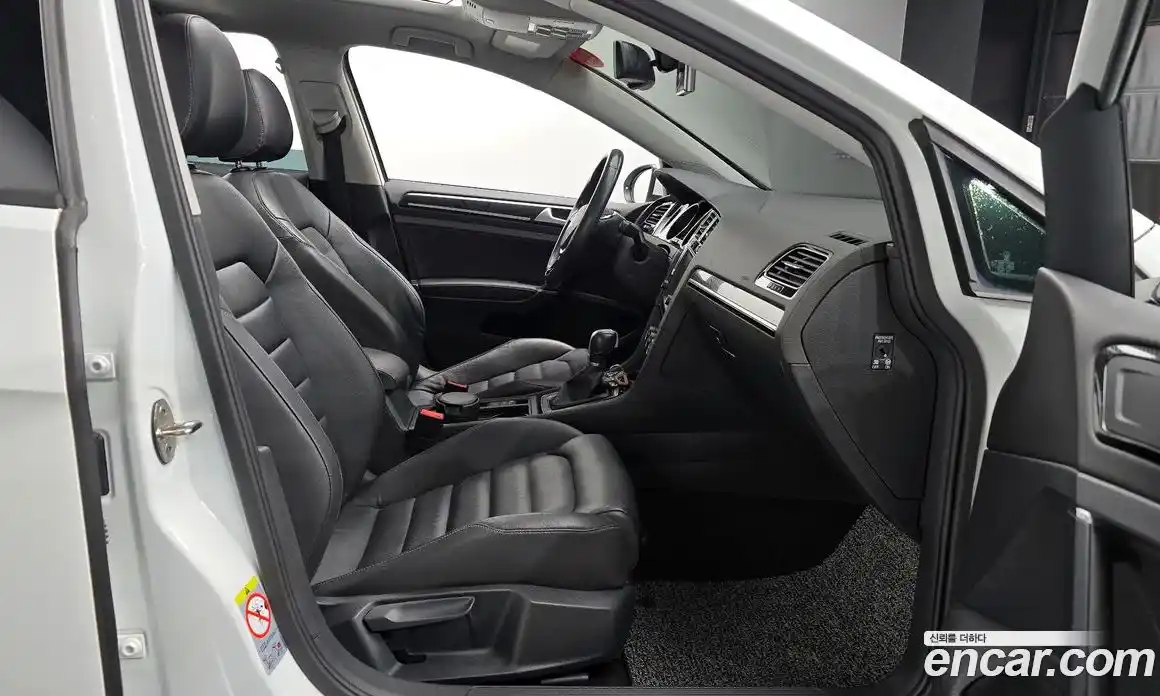 Volkswagen Golf 2015 2.0 Автомат в Москве № 185511, фото 18