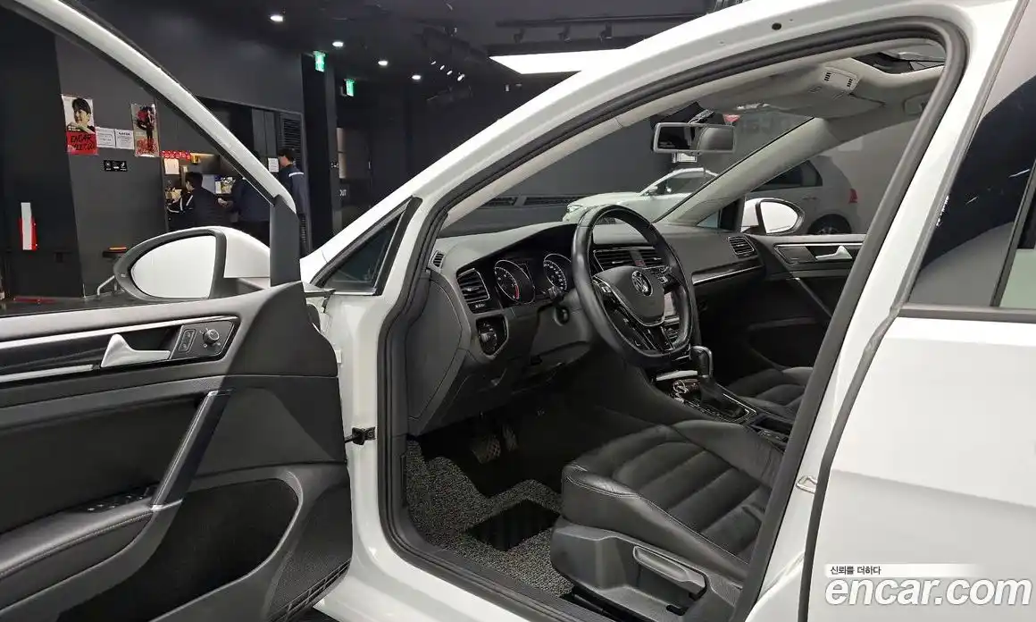 Volkswagen Golf 2015 2.0 Автомат в Москве № 185511, фото 10