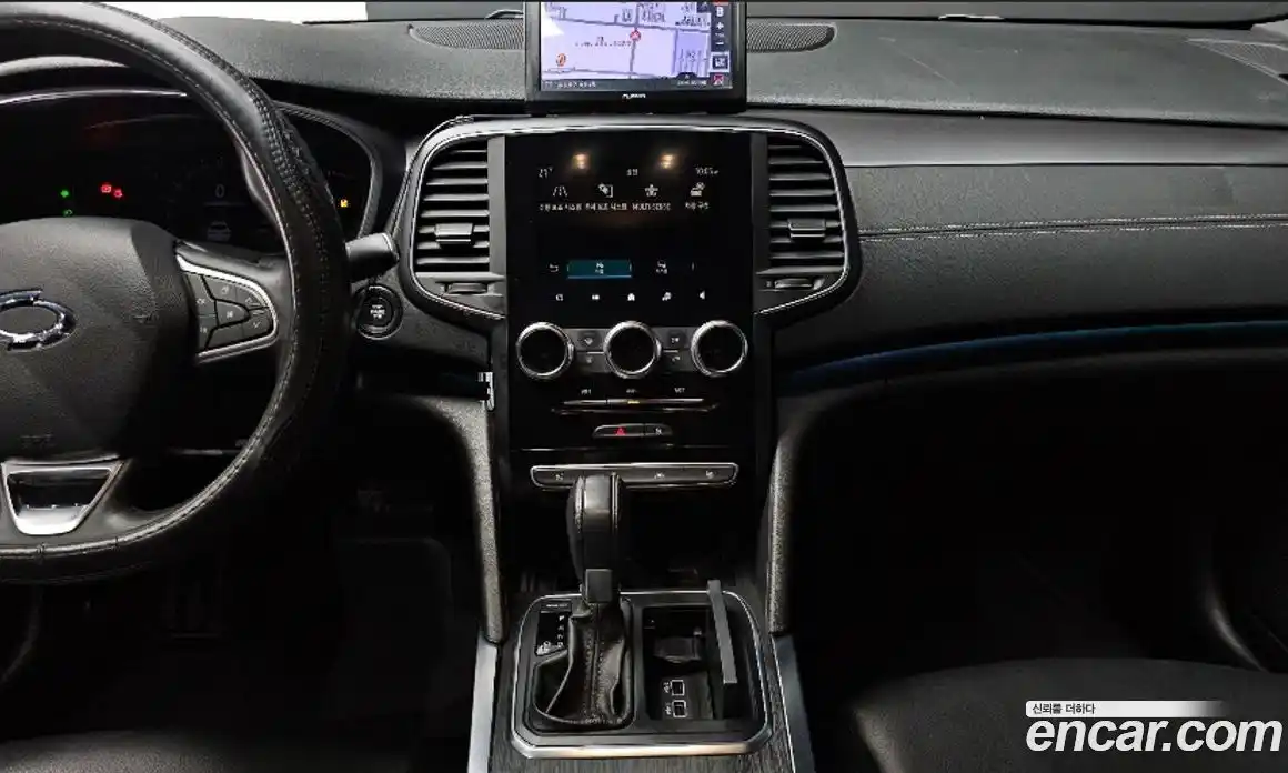 Renault SM6 2024 2.0 Автомат в Москве № 185926, фото 14