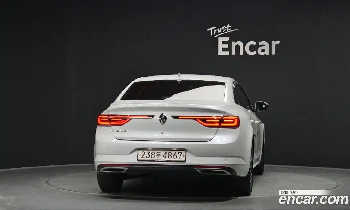 Renault SM6 2024 2.0 Автомат в Москве № 185926, фото 4