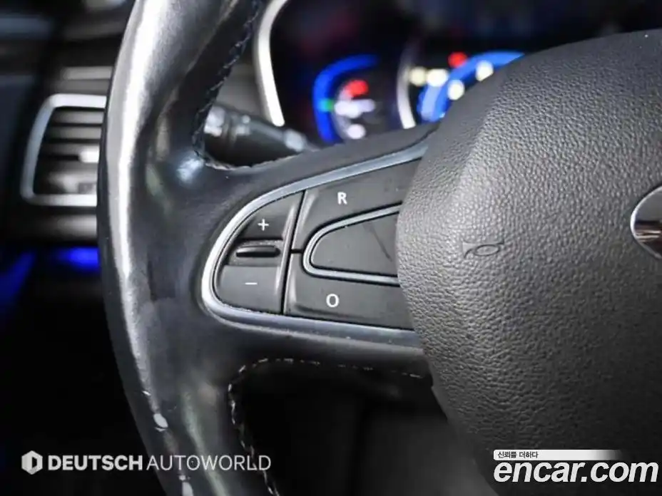 Renault SM6 2017 1.6 Автомат в Москве № 186490, фото 18