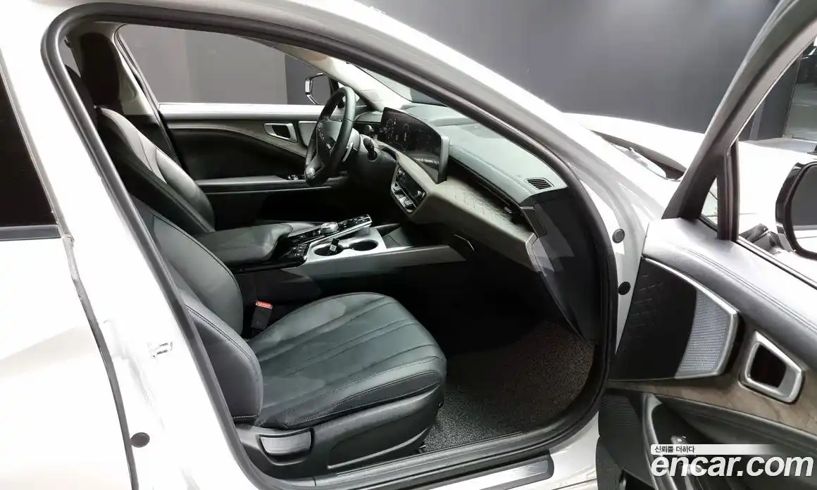 Kia K8 2024 3.5 Автомат в Москве № 18828, фото 12