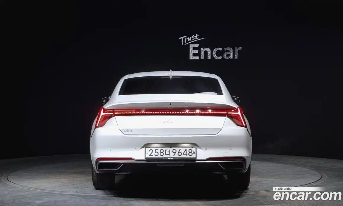 Kia K8 2024 3.5 Автомат в Москве № 18828, фото 13