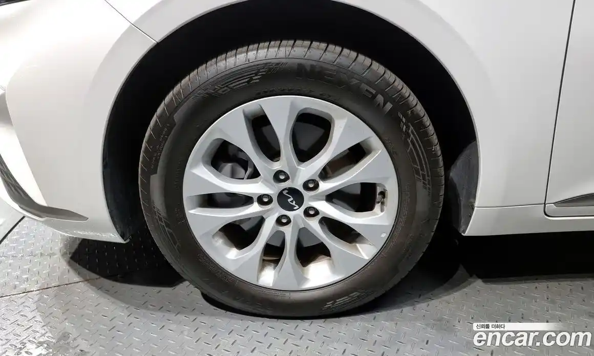 Kia K8 2024 3.5 Автомат в Москве № 18828, фото 19