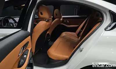 BMW 3-Series 2024 2.0 Автомат в Москве № 188895, миниатюра 12