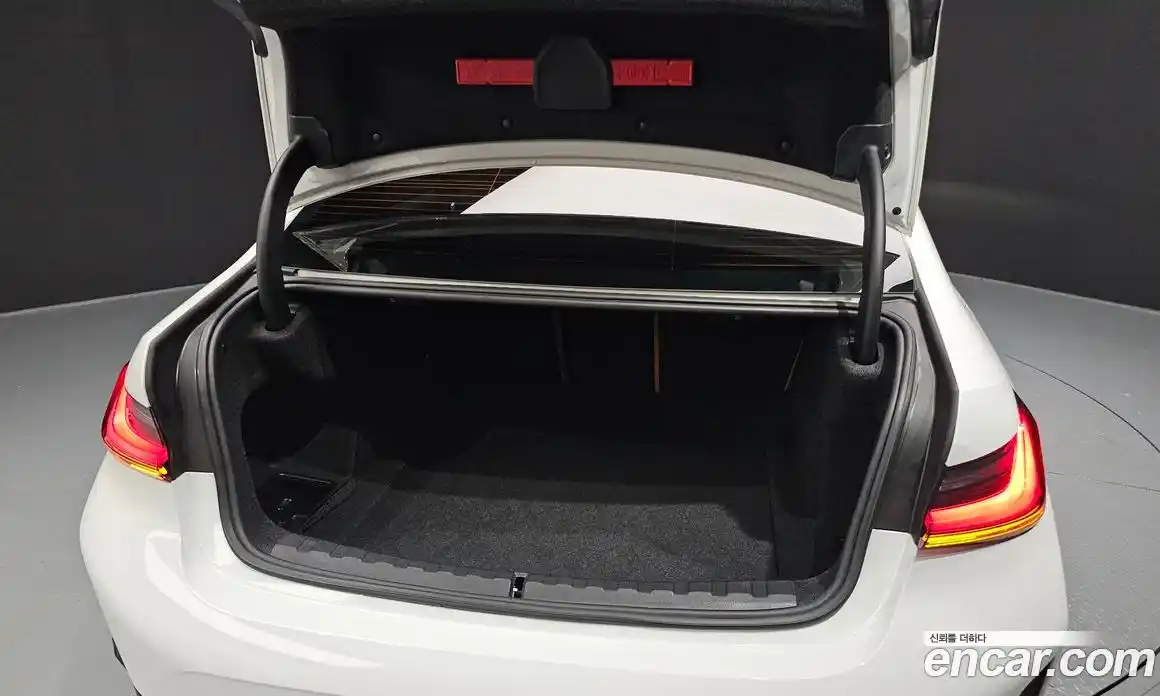 BMW 3-Series 2024 2.0 Автомат в Москве № 188895, фото 20