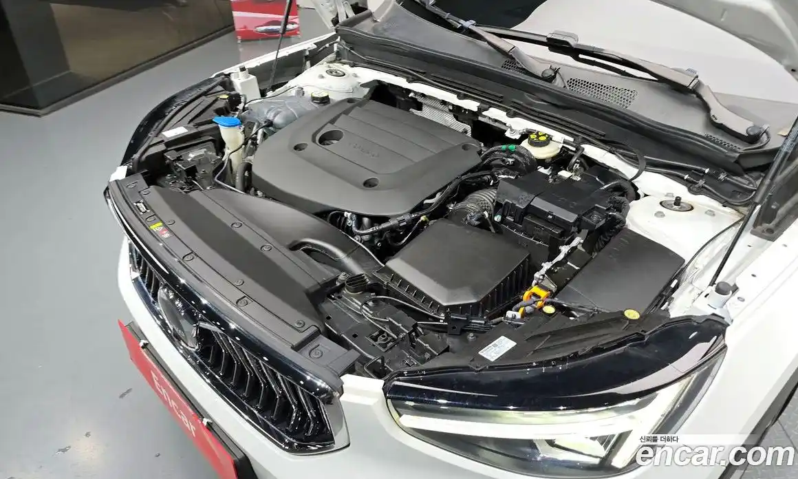 Volvo XC40 2023 2.0 Автомат в Москве № 189381, фото 9