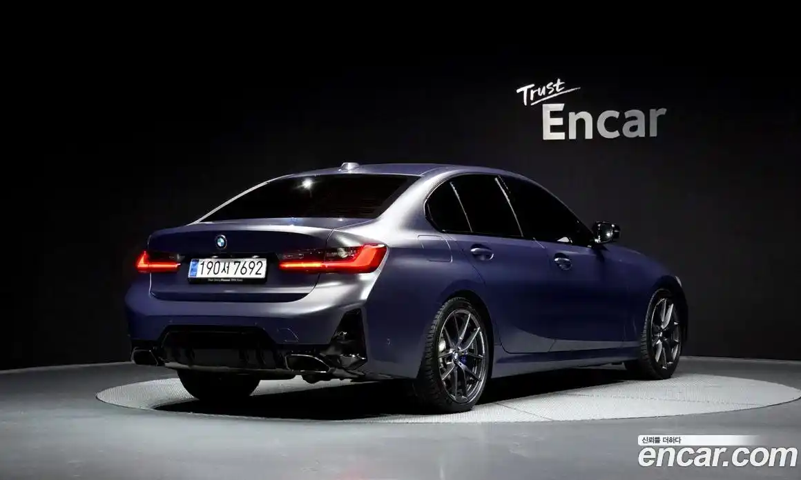 BMW 3-Series 2024 3.0 Автомат в Москве № 189953, фото 13