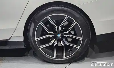 BMW 7-Series 2023 3.0 Автомат в Москве № 190411, миниатюра 12