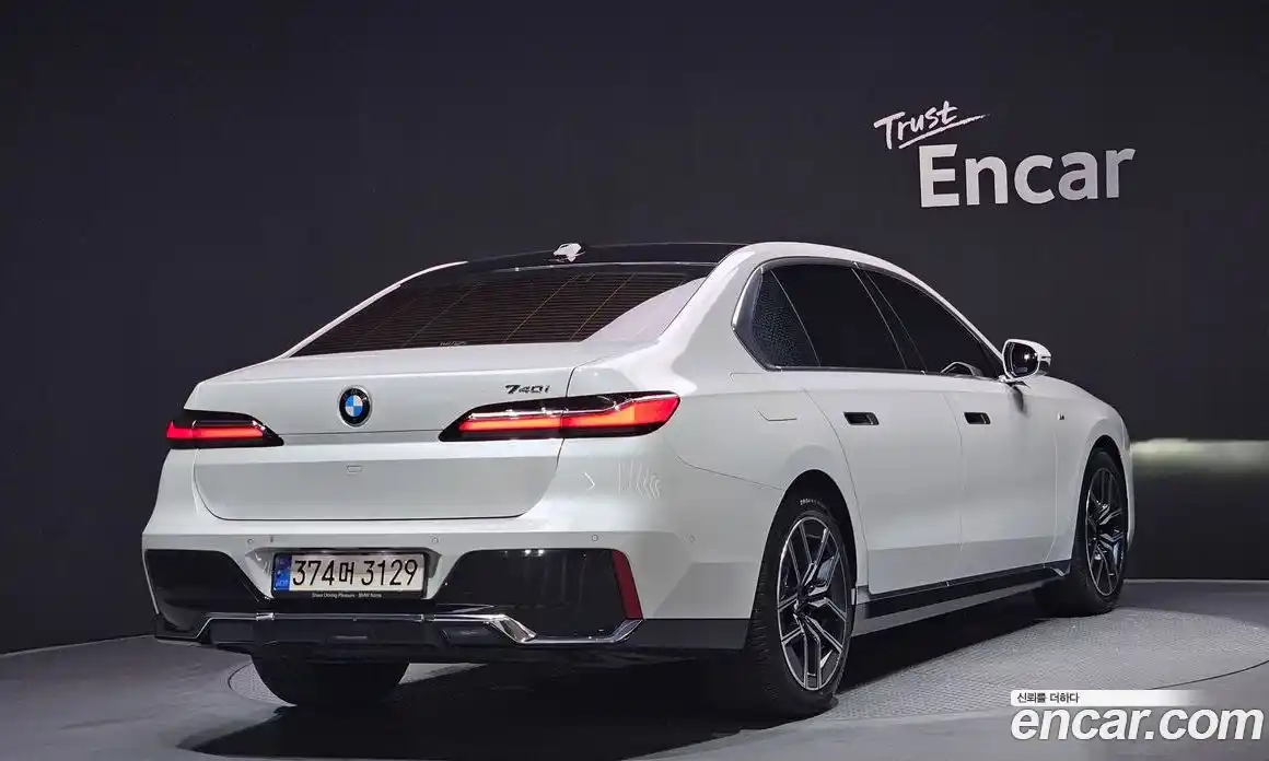 BMW 7-Series 2023 3.0 Автомат в Москве № 190411, фото 3