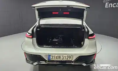 BMW 7-Series 2023 3.0 Автомат в Москве № 190411, миниатюра 5