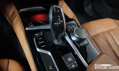 BMW 5-Series 2018 2.0 Автомат в Москве № 191959, миниатюра 12