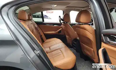 BMW 5-Series 2018 2.0 Автомат в Москве № 191959, миниатюра 7