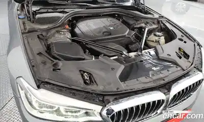 BMW 5-Series 2018 2.0 Автомат в Москве № 191959, миниатюра 9