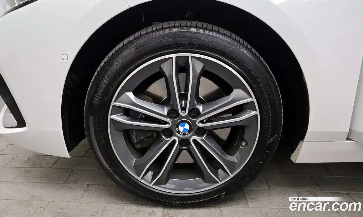 BMW 1-Series 2022 2.0 Автомат в Москве № 192338, фото 16