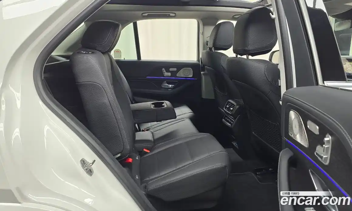 Mercedes-Benz GLE-Class 2025 3.0 Автомат в Москве № 193756, фото 1