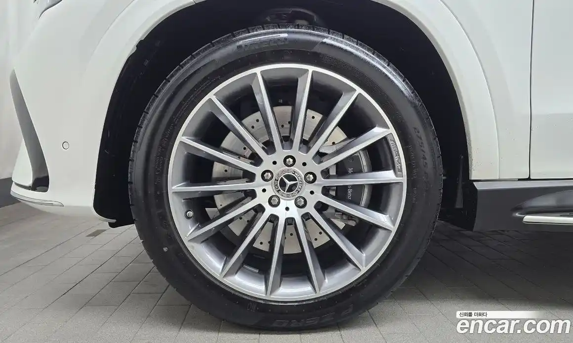 Mercedes-Benz GLE-Class 2025 3.0 Автомат в Москве № 193756, фото 16