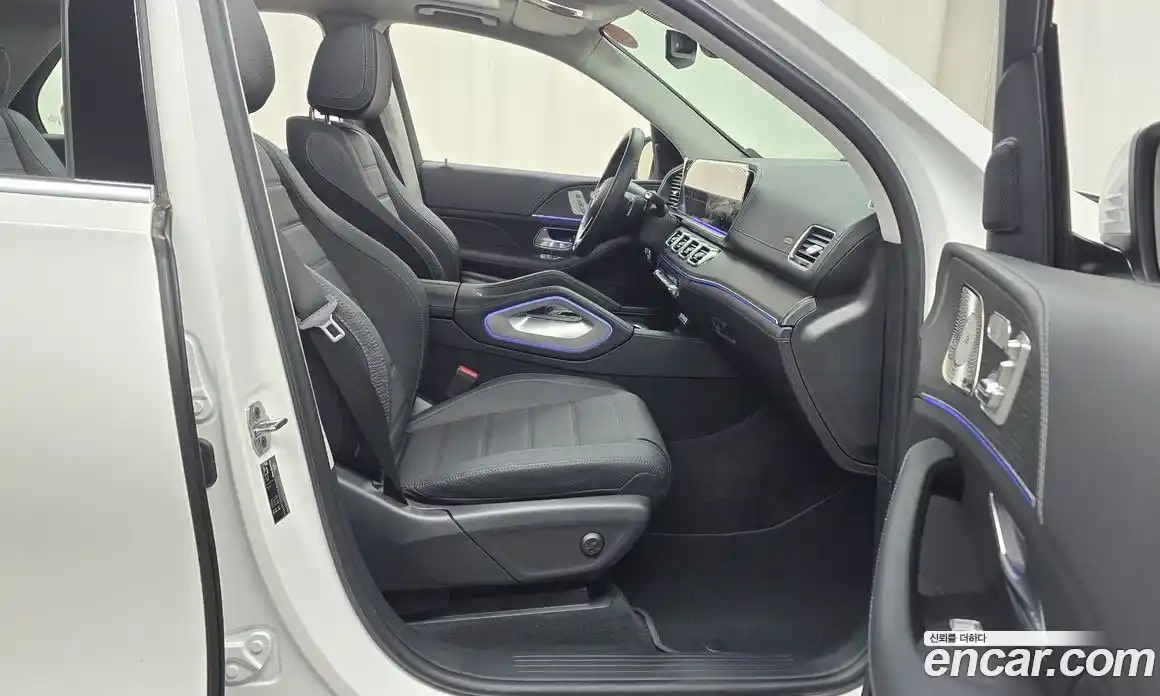 Mercedes-Benz GLE-Class 2025 3.0 Автомат в Москве № 193756, фото 10