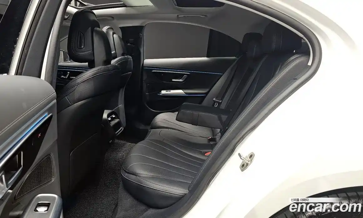 Mercedes-Benz E-Class 2025 2.0 Автомат в Москве № 193811, фото 12