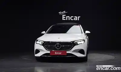 Mercedes-Benz E-Class 2025 2.0 Автомат в Москве № 193811, миниатюра 3