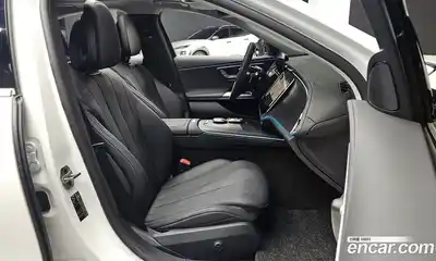 Mercedes-Benz E-Class 2025 2.0 Автомат в Москве № 193811, миниатюра 10