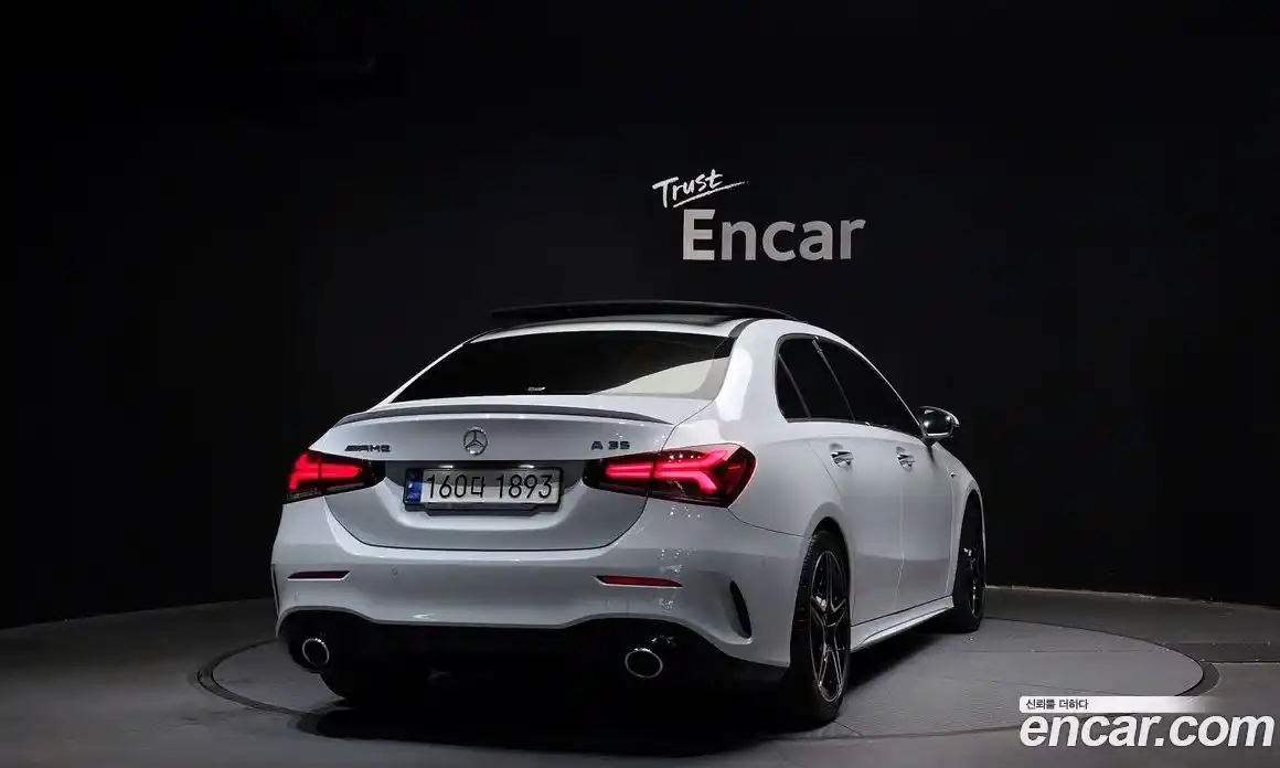 Mercedes-Benz A-Class 2021 2.0 Автомат в Москве № 195051, фото 14