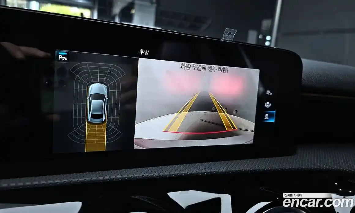 Mercedes-Benz A-Class 2021 2.0 Автомат в Москве № 195051, фото 16