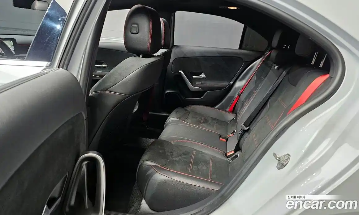 Mercedes-Benz A-Class 2021 2.0 Автомат в Москве № 195051, фото 5