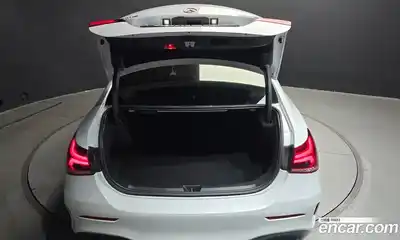 Mercedes-Benz A-Class 2021 2.0 Автомат в Москве № 195051, миниатюра 9