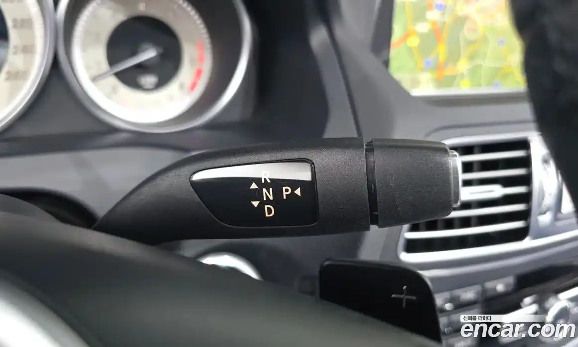 Mercedes-Benz E-Class 2014 2.0 Автомат в Москве № 195094, фото 19