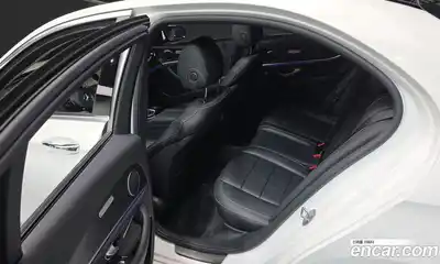 Mercedes-Benz E-Class 2017 2.0 Автомат в Москве № 195421, миниатюра 11