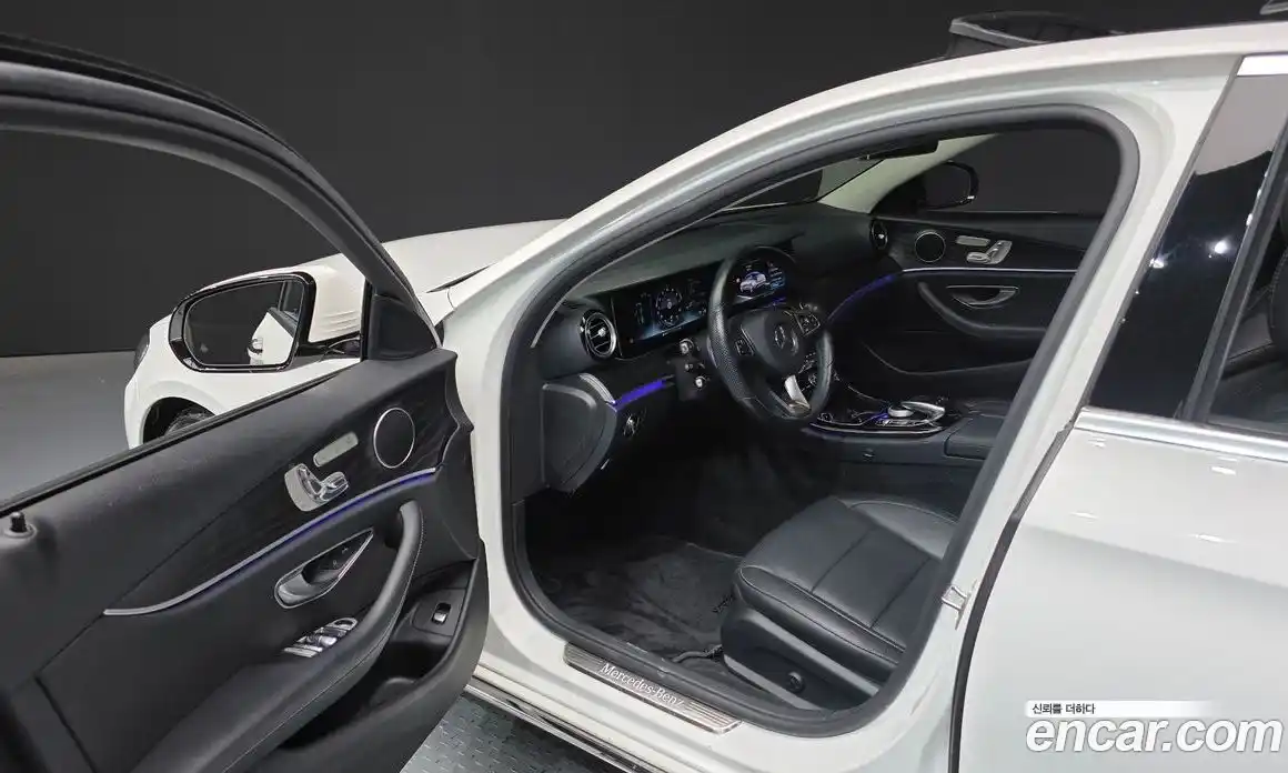 Mercedes-Benz E-Class 2017 2.0 Автомат в Москве № 195421, фото 10