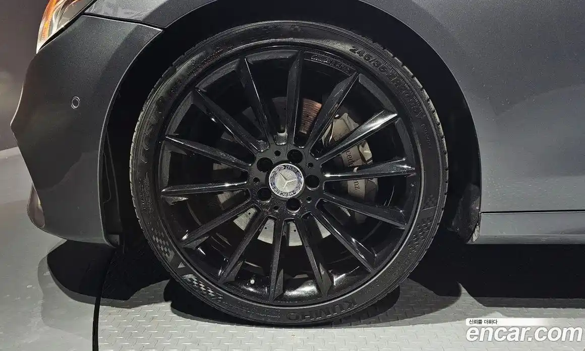 Mercedes-Benz E-Class 2017 2.0 Автомат в Москве № 195437, фото 18