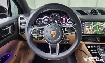 Porsche Cayenne 2023 3.0 Автомат в Москве № 197180, миниатюра 2
