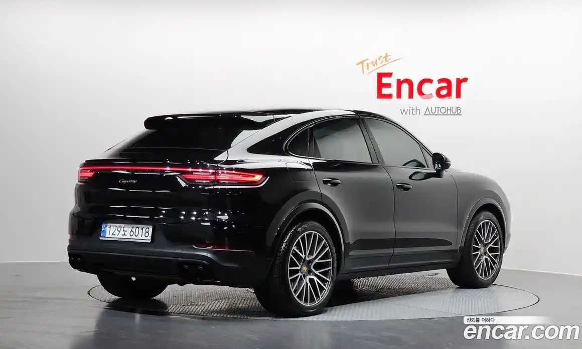 Porsche Cayenne 2023 3.0 Автомат в Москве № 197180, фото 3