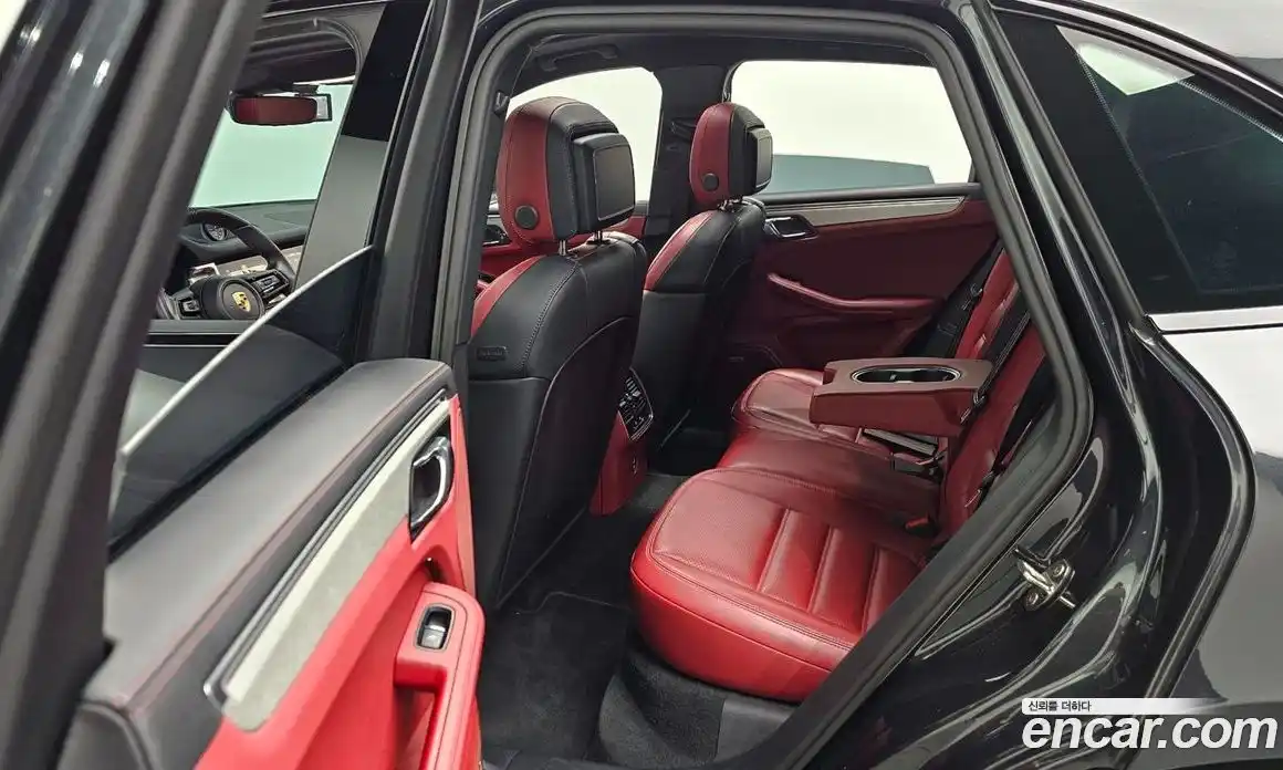 Porsche Macan 2023 2.9 Автомат в Москве № 197272, фото 12