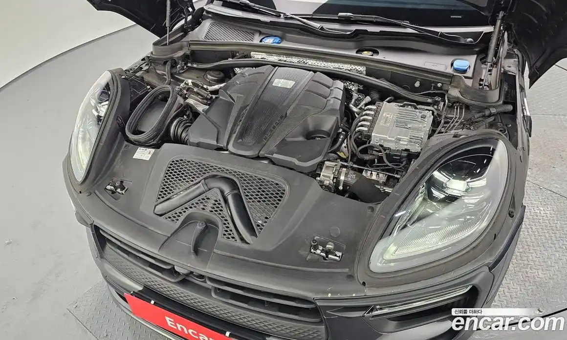 Porsche Macan 2023 2.9 Автомат в Москве № 197272, фото 6