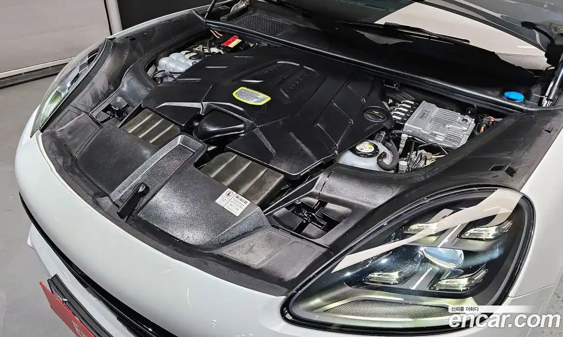 Porsche Cayenne 2021 3.0 Автомат в Москве № 197426, фото 6