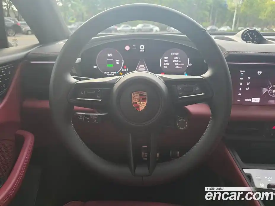 Porsche Macan 2025 Автомат в Москве № 197824, фото 18