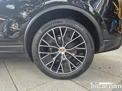 Porsche Macan 2025 Автомат в Москве № 197824, миниатюра 6