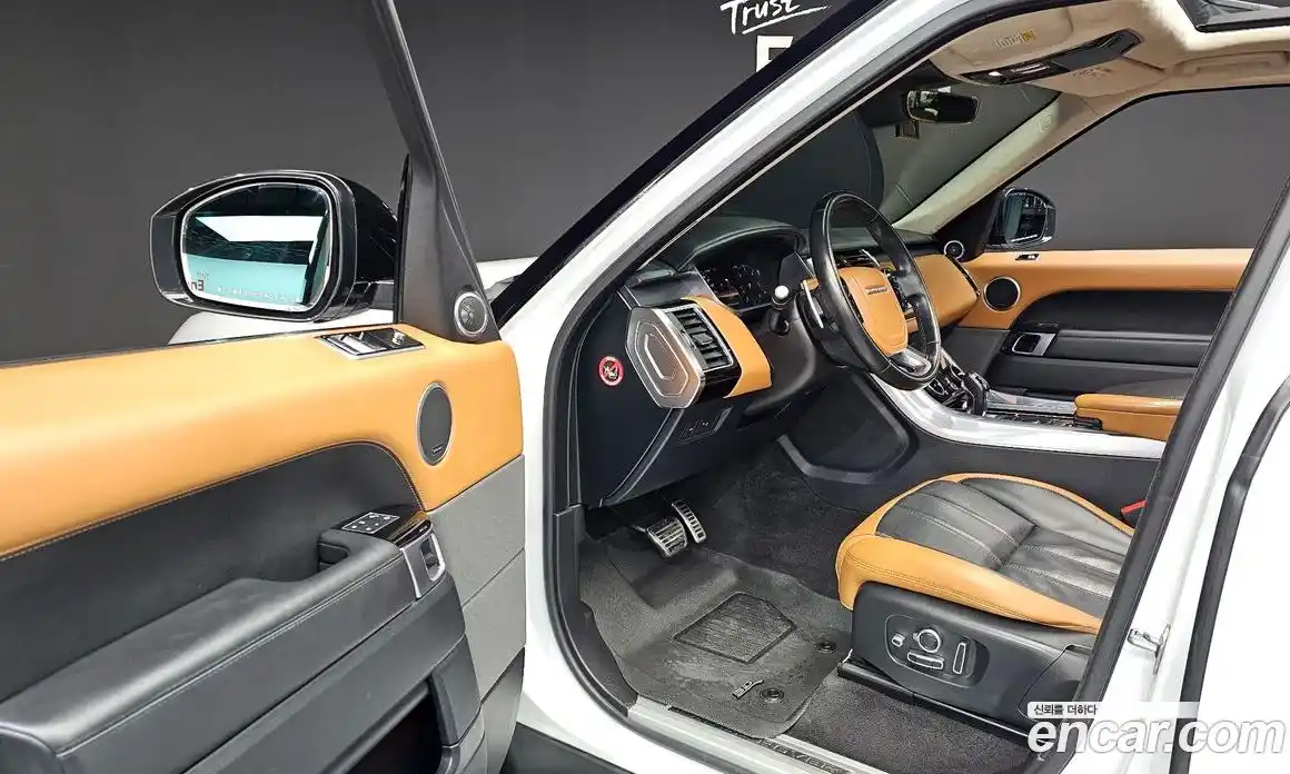 Land Rover Range-Rover Sport 2018 3.0 Автомат в Москве № 198205, фото 11