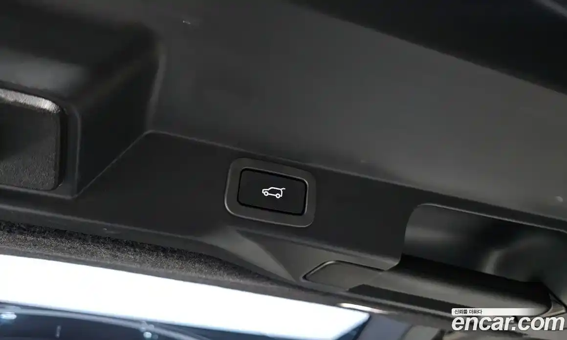 Land Rover Range-Rover Sport 2018 3.0 Автомат в Москве № 198205, фото 20