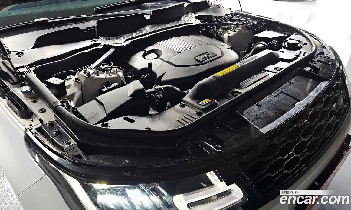 Land Rover Range-Rover Sport 2018 3.0 Автомат в Москве № 198205, фото 6